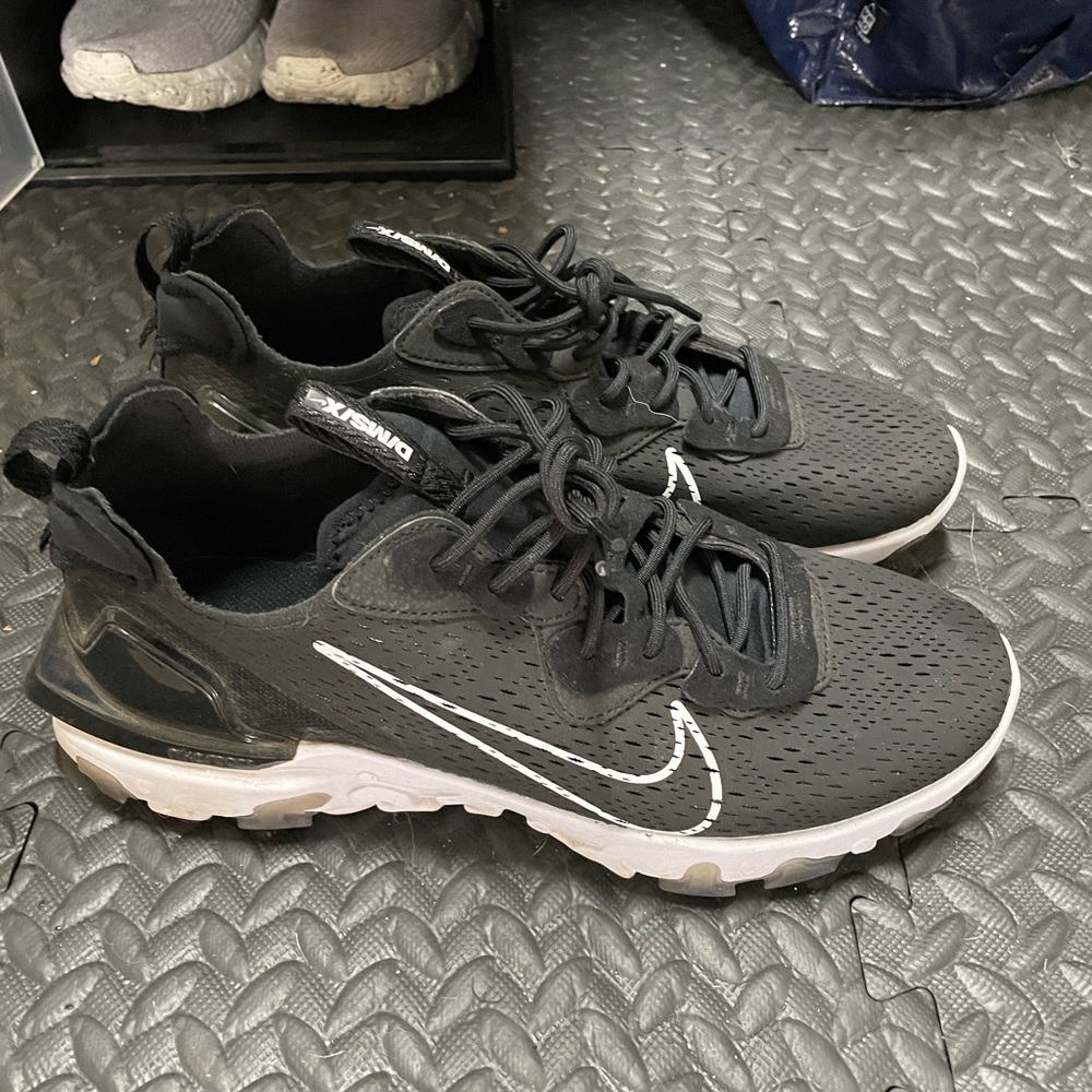 Nike react